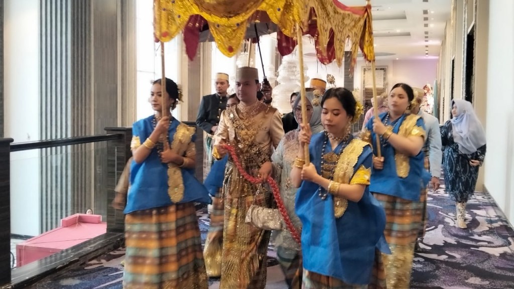 Dirga Dwi Putra Ashar Lepas Masa Lajang, Akad Nikah Penuh Haru di&nbsp;Makassar