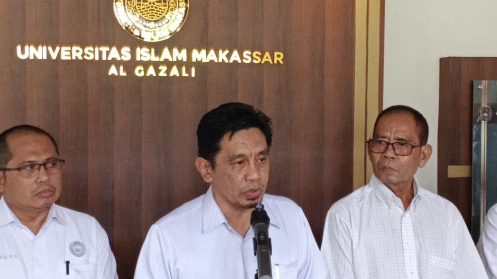 UIM Tegaskan Pemecatan Dosen Amal Said Terpisah dari Proses&nbsp;Pidana