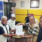 Amirullah Nur Jadi Calon Pertama yang Kembalikan Formulir Pendaftaran Akuatik Sulsel