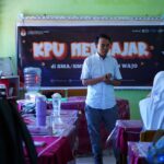 “KPU Mengajar” Program KPU Wajo bersama Pemilih Pemula