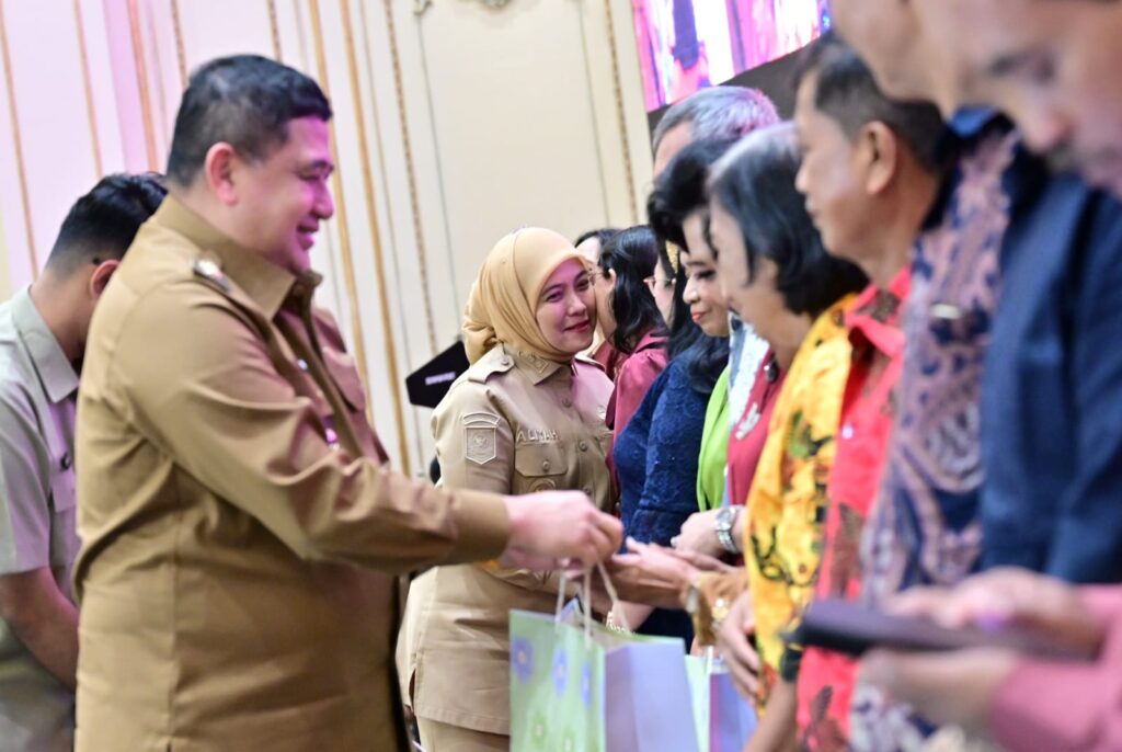 Di Natal ASN, Pemkot Makassar Rajut Persaudaraan dalam Keberagaman