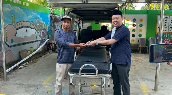 Reses Dihadiri Ratusan Warga, Arga Prasetya Ashar Salurkan Kursi hingga Ambulans