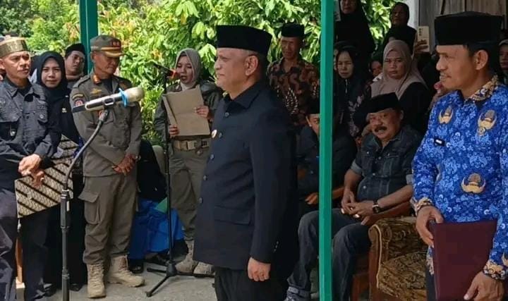Wakil Bupati Wajo Pimpin Upacara Pelepasan Jenazah Kepala Desa Tangkoro di Pitumpanua