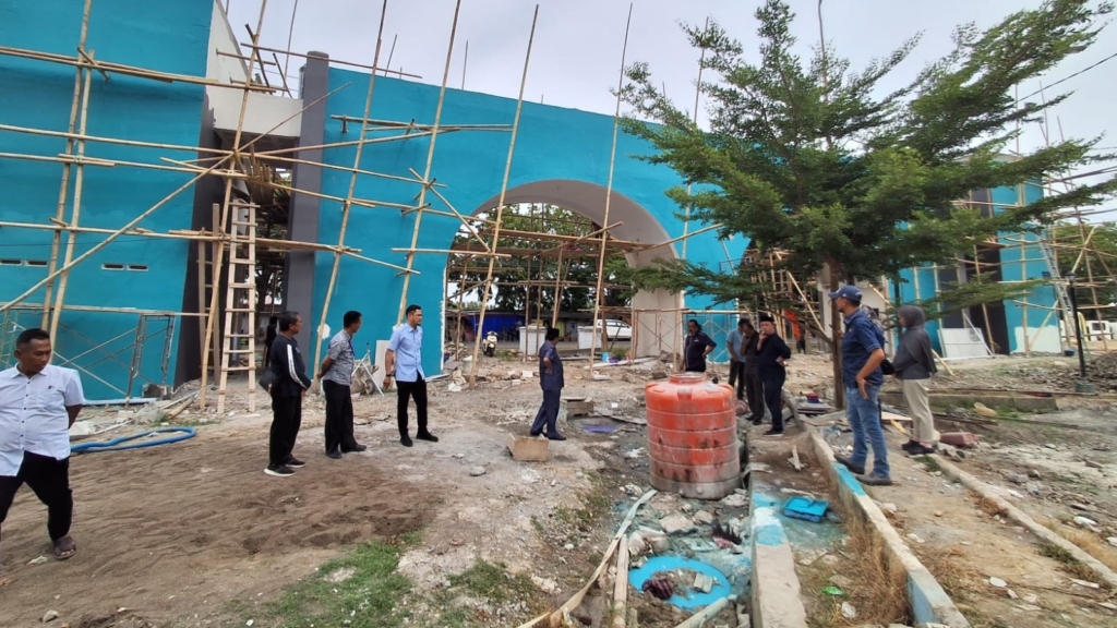 DPRD Wajo Tinjau Pengerjaan Islamic Centre, Soroti Drainase hingga Aksara Bugis