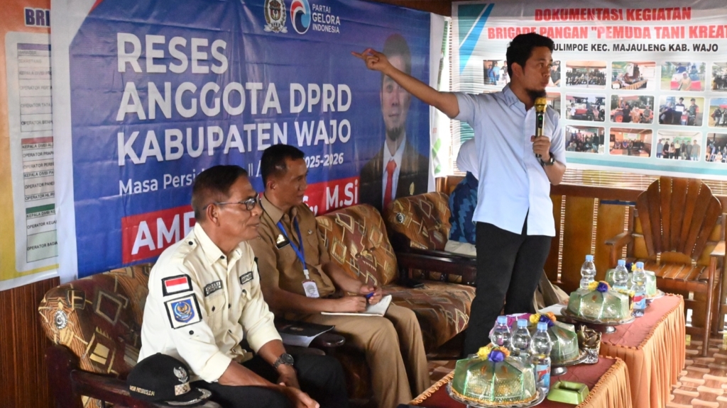 Warga Tellulimpoe Harapkan Peningkatan Jalan dan Irigasi saat Reses Amran