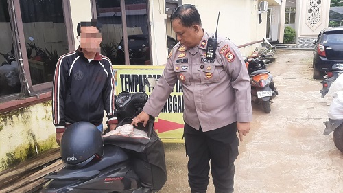 Polisi Amankan 50 Liter Ballo Saat Patroli di Jalan&nbsp;Nipa-Nipa