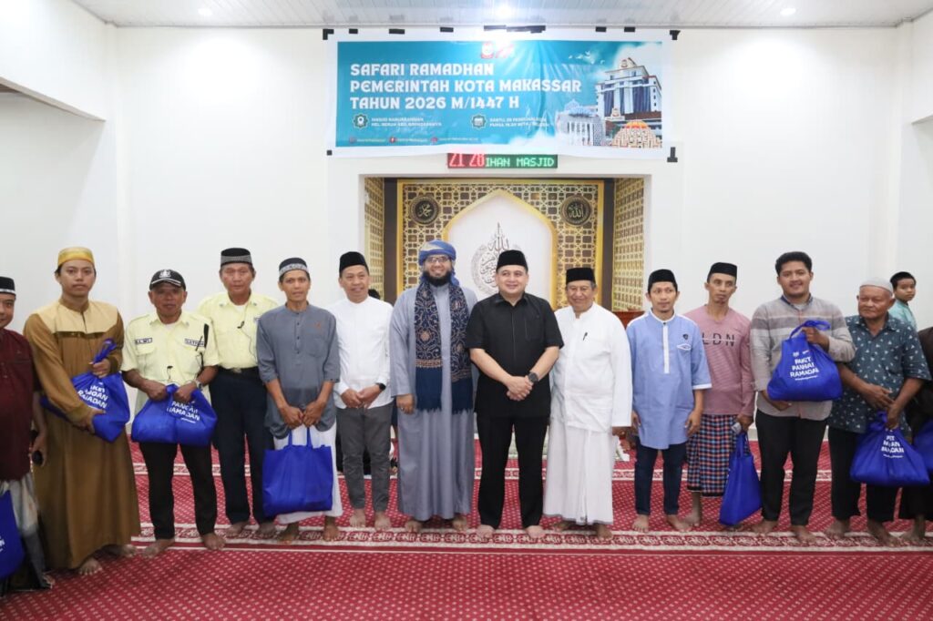 Dari Mimbar Tarawih, Munafri Tekankan Peran Masjid Jadi Pusat Kajian dan Penyelesai Persoalan Sosial