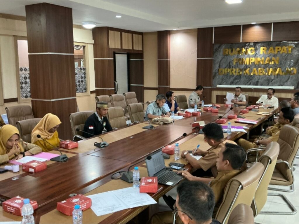 Komisi I DPRD Wajo Beri Tenggat 7 Hari, Desak Penyelesaian Polemik Pengangkatan KAUR Desa Bau-Bau