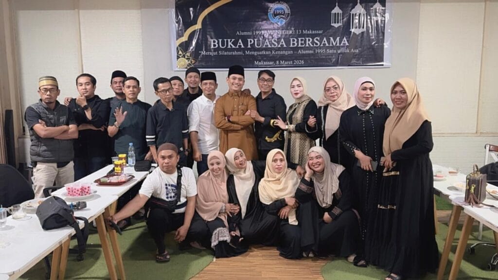 Alumni SMP Negeri 13 Makassar Angkatan 1995 Gelar Silaturahmi, Buka Puasa Bersama, dan Berbagi Takjil‎