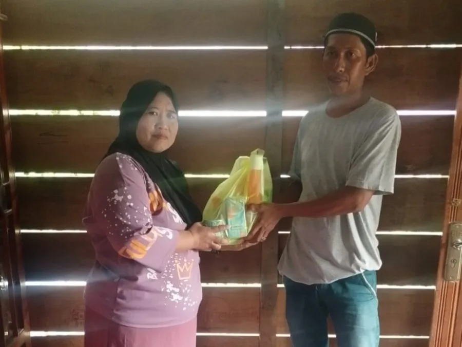 Sufriadi Arif Salurkan Paket Ramadan ke Relawan SMS di 14 Kecamatan Jelang Idul Fitri 1447 H