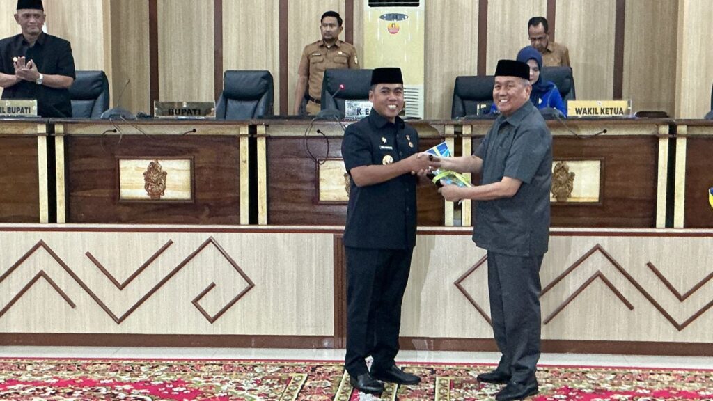 DPRD Wajo Resmi Serahkan “Pokir” Aspirasi Rakyat ke Eksekutif