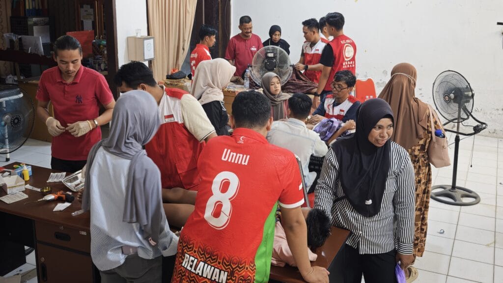 Kegiatan Sosial di Mamuju Tengah, 107 Anak di Karossa Ikut Khitanan Massal