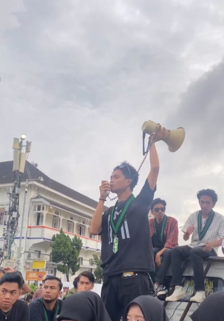 Di tengah Program Sosial, Pendidikan Masih Menunggu Perhatian