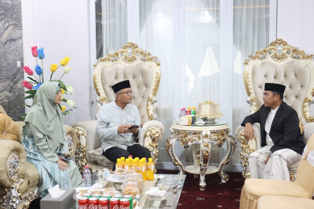 Sambut Hangat Kepala Perwakilan BI Sulsel di Rujab Bupati, Andi Rosman : Wadah Silaturahmi, Tukar Gagasan Demi Kemajuan Daerah dan Masyarakat