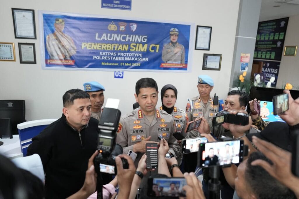 Makassar Kini Punya Layanan SIM C1, Munafri Ajak Komunitas Motor Tertib Berkendara