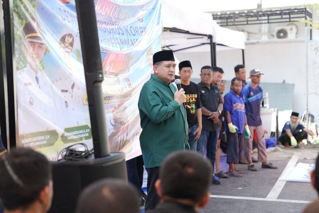 Momentum Iduladha, Pemkot Makassar Tebar Kepedulian Lewat Penyembelihan 9 Sapi Kurban
