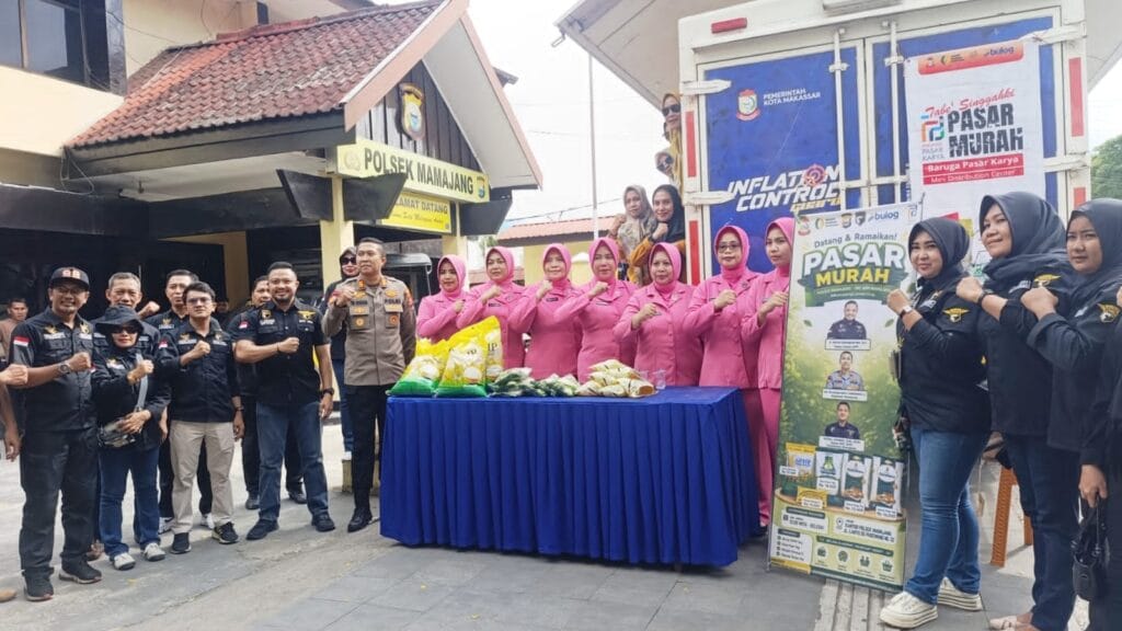 Kapolsek Mamajang dan APPI Hadirkan Pasar Murah, Warga 13 Kelurahan Dapat Kupon Sembako