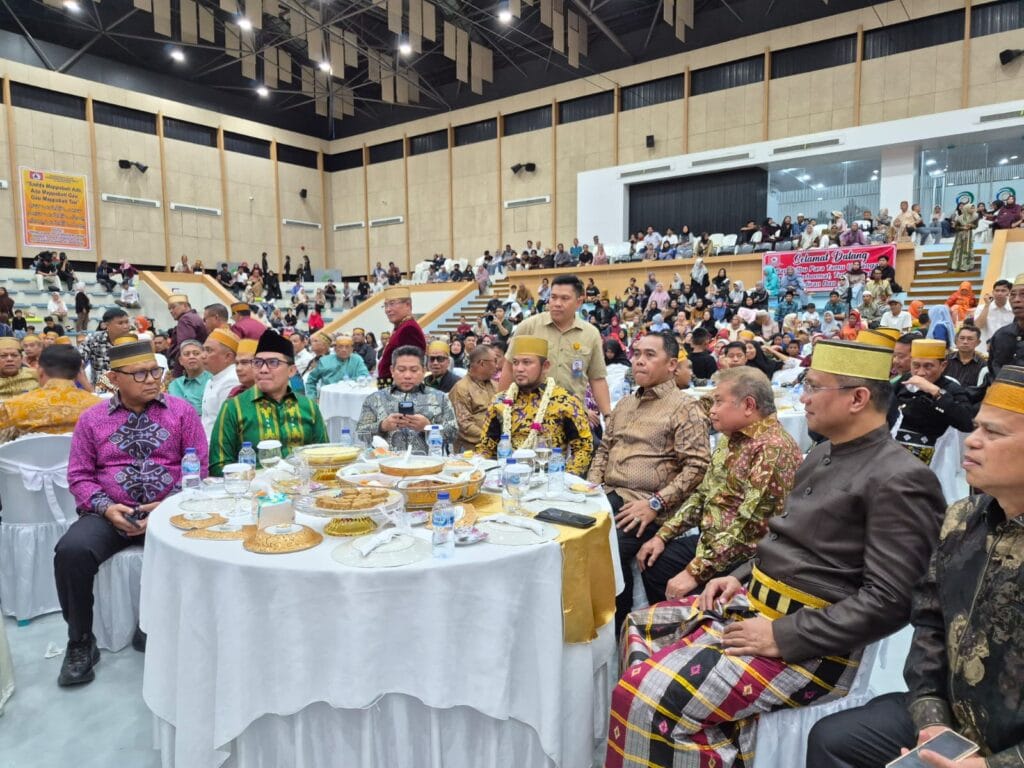 Bupati Wajo Hadiri Pelantikan Pengurus BPW KKW Kalimantan Timur di Samarinda