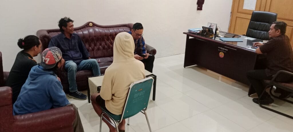 APALA Sampaikan Aspirasi ke DPRD Wajo, Desak Evaluasi Pelayanan SPBU dan Pengawasan Distribusi BBM Subsidi