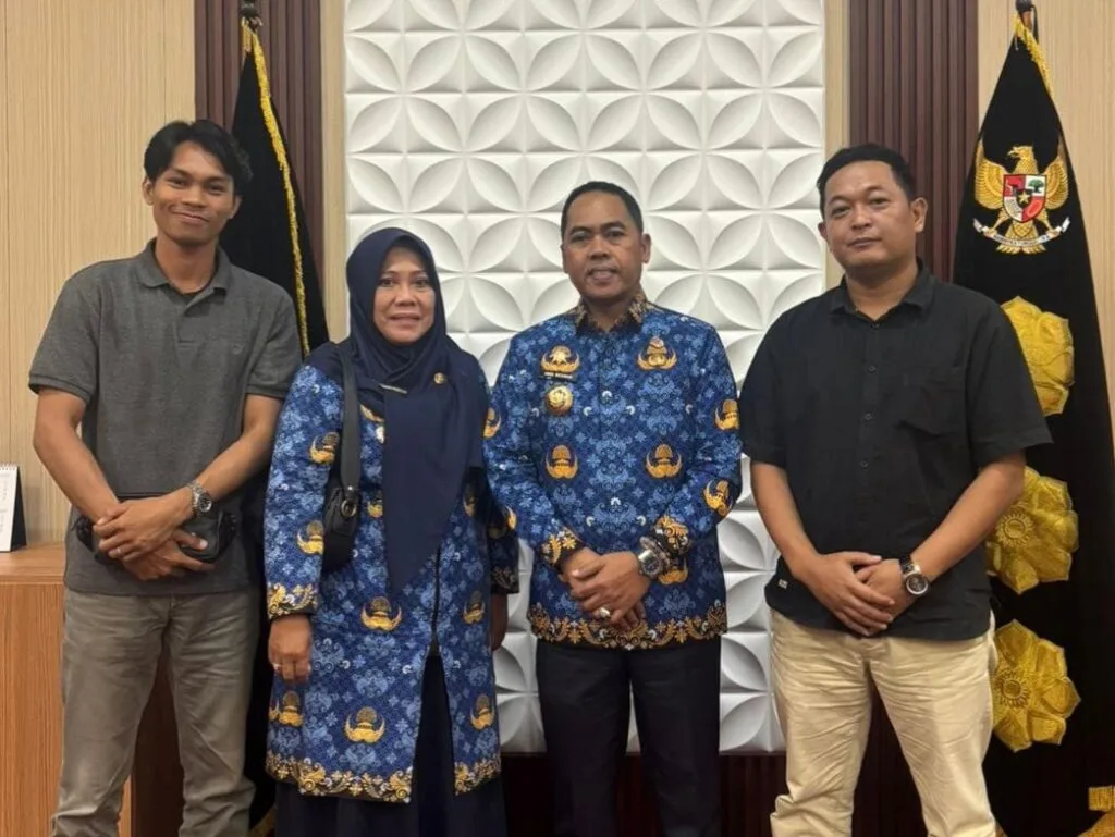 Inovasi Bank Sampah “Mapaccing”, Langkah Nyata Kecamatan Pitumpanua dan Forum Pemuda Wajo Wujudkan Nol Sampah Plastik